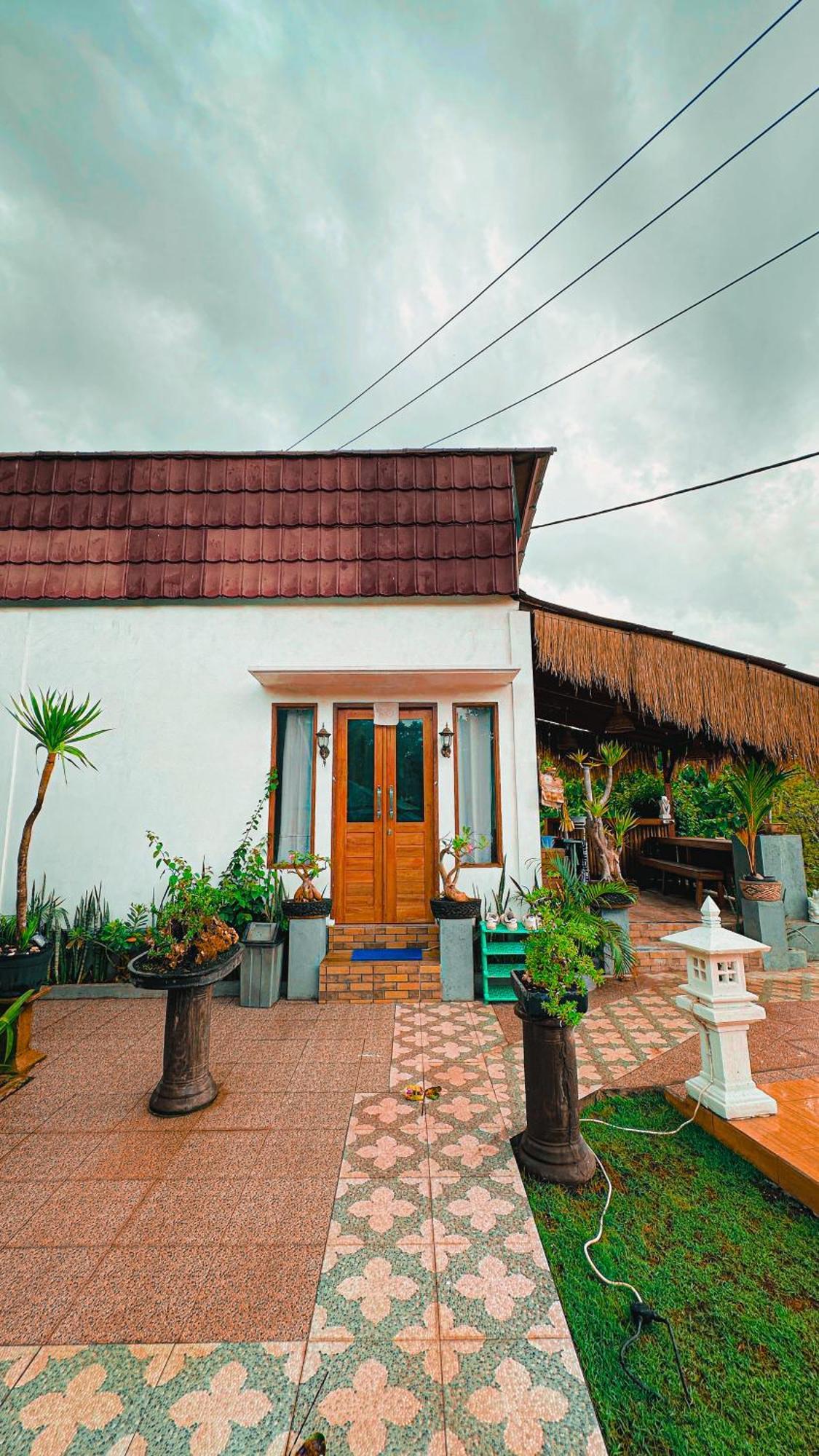 Penida Hills Hostel Batununggul Exterior foto